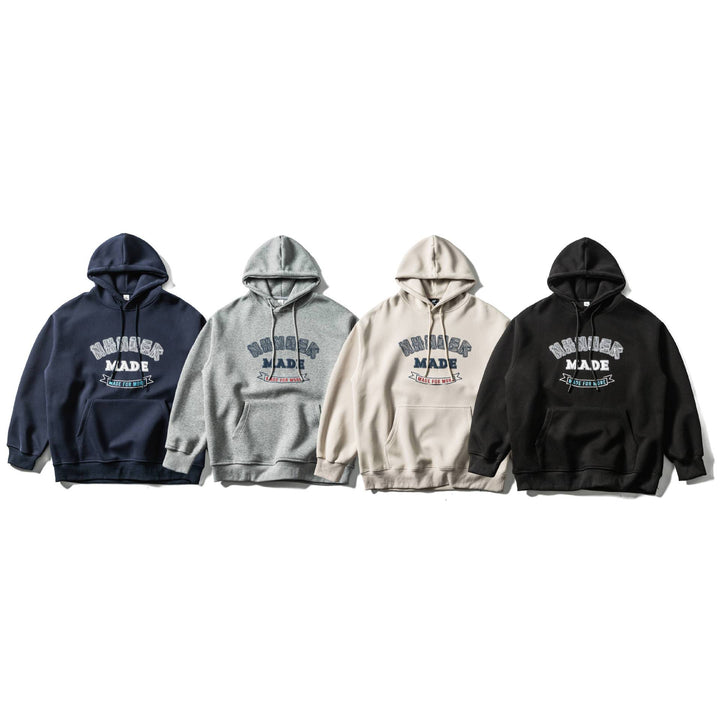 Unisex Oversize Hoodie made of heavy cotton blend with front print and kangaroo pocket Mune Fashion