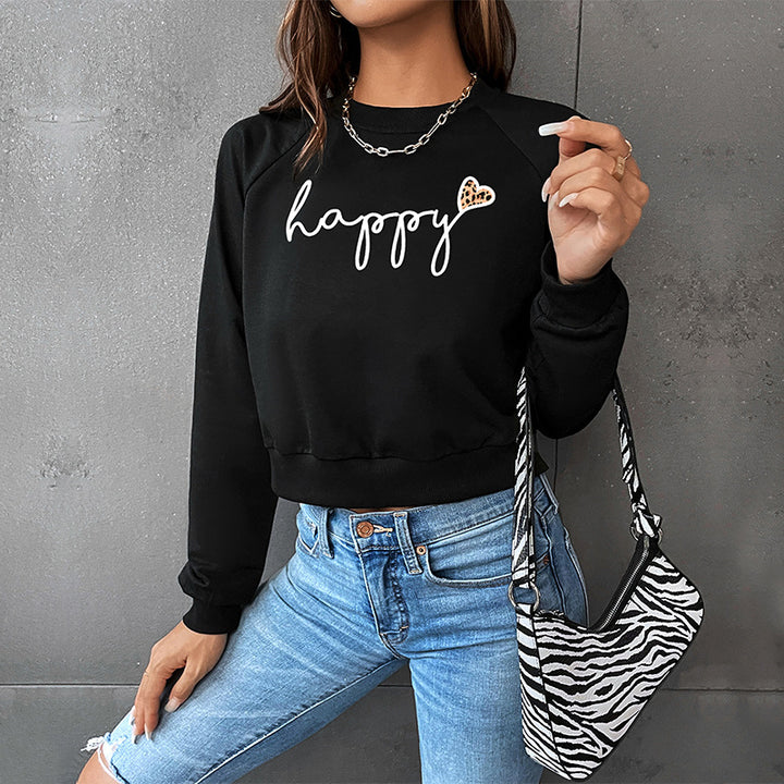 Women's cropped sweatshirt with script print, heart appliqué, and raglan sleeves Mune Fashion