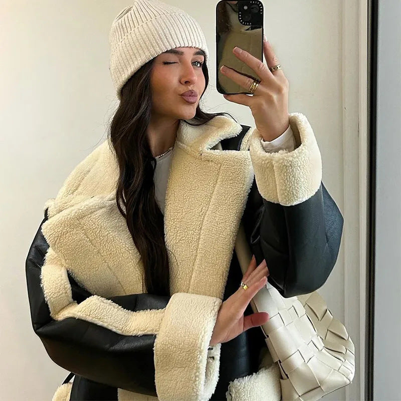 Ladies Fashionable Long Coat with Cozy Lining Mune