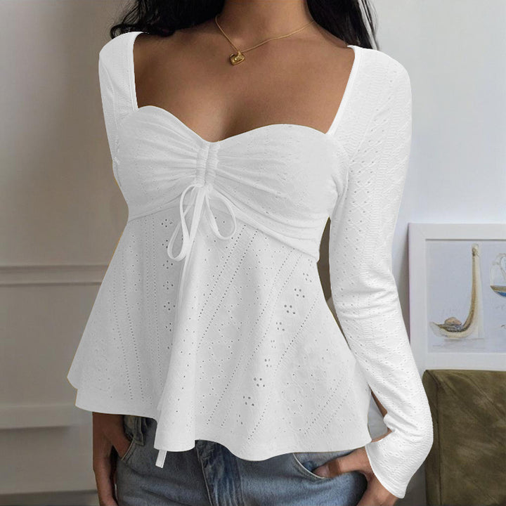Women's lace blouse with heart-shaped neckline, gathered bustier, and flared hem Mune Fashion