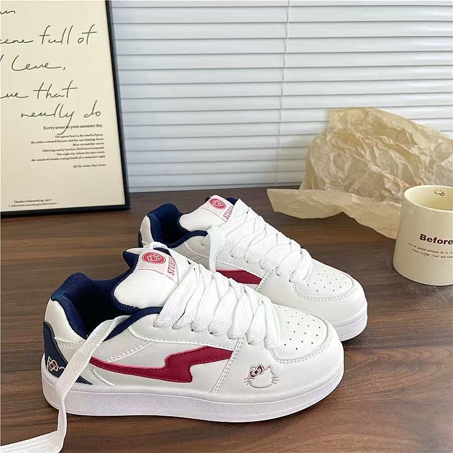 Women's sneakers with cute animal design and fluffy details Mune Fashion