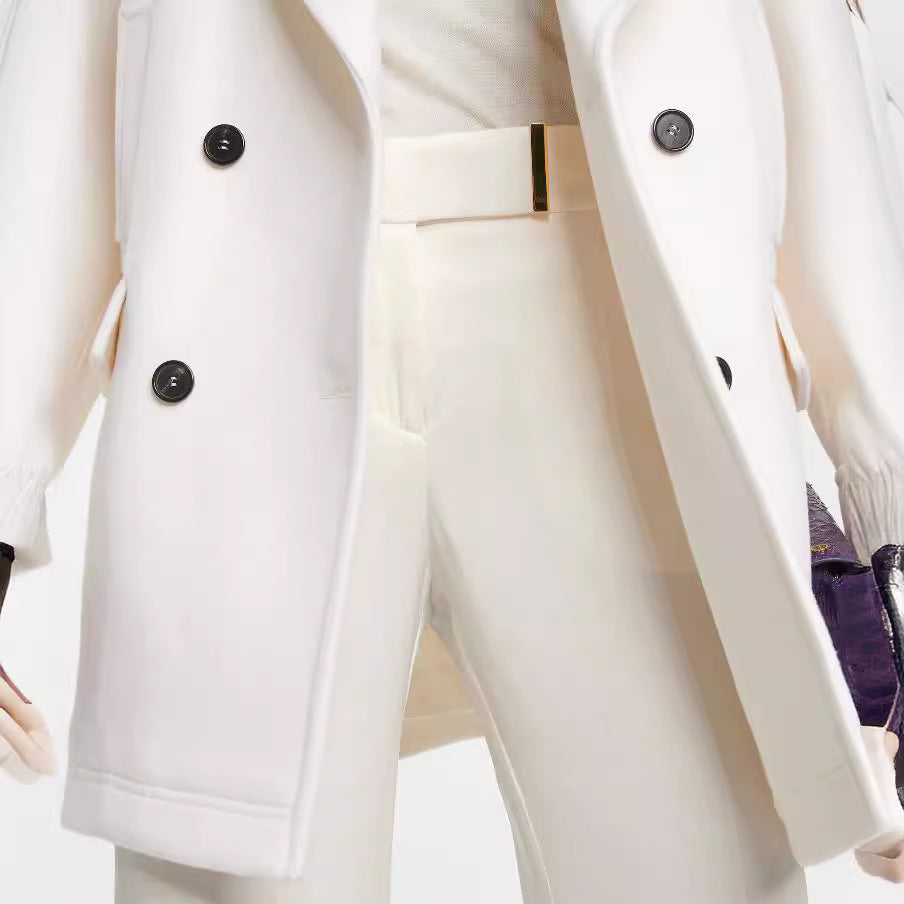 Women's short-cut double-breasted wool blend coat with wide shoulder Mune Fashion