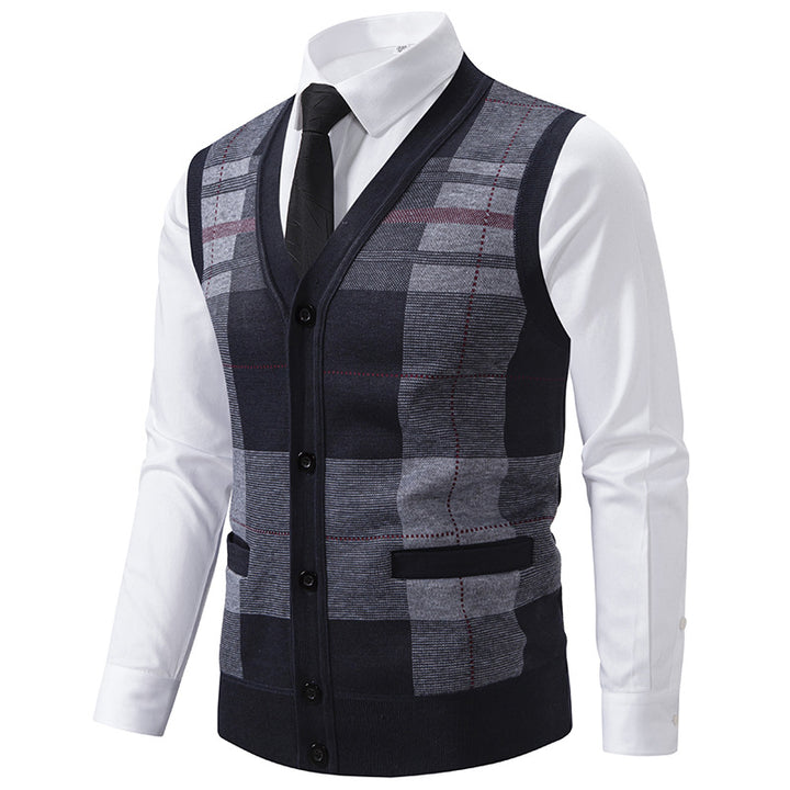 Men's tailored knitted vest with V-neck, fine check pattern, button placket, and patch pockets Mune Fashion