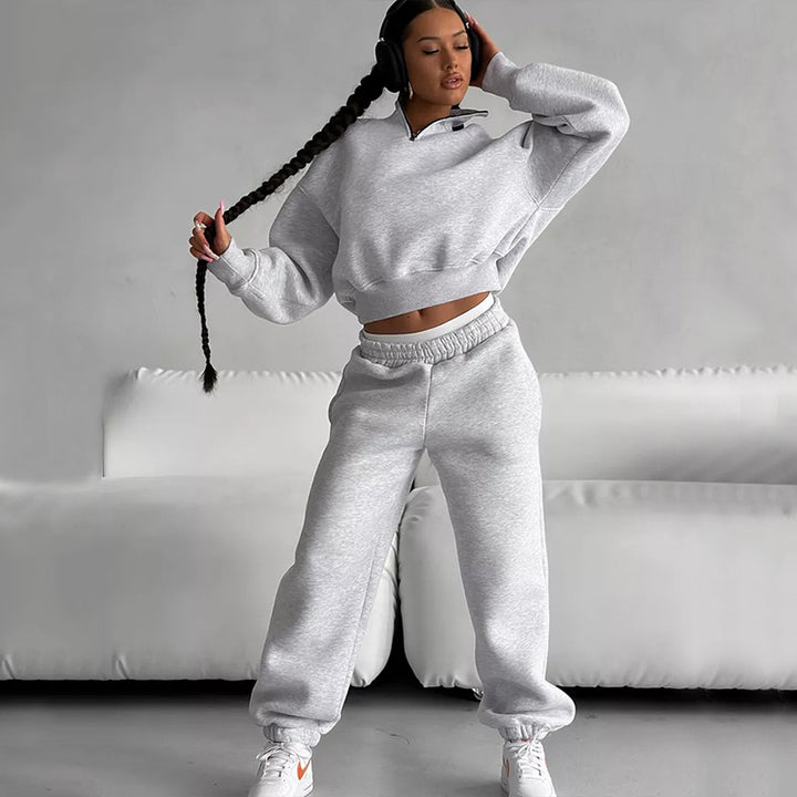 Women Two-Piece Cropped Half-Zip Sweatset with Stand Collar and Elastic High-Waist Jogging Pants Mune Fashion