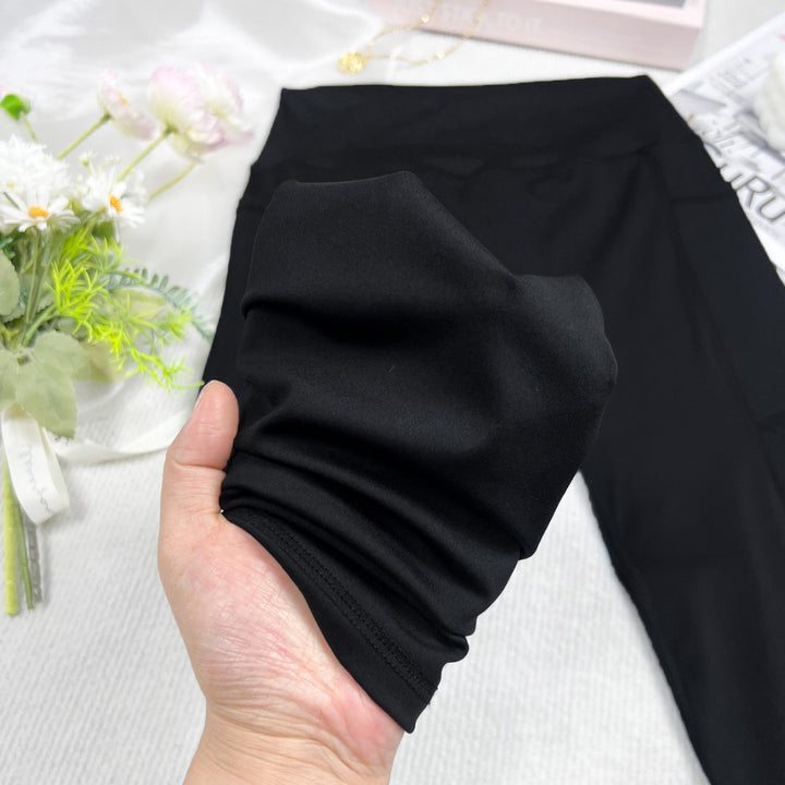 Ladies Sporty Leggings with Elastic Rib Material and Flared Hem Mune Fashion