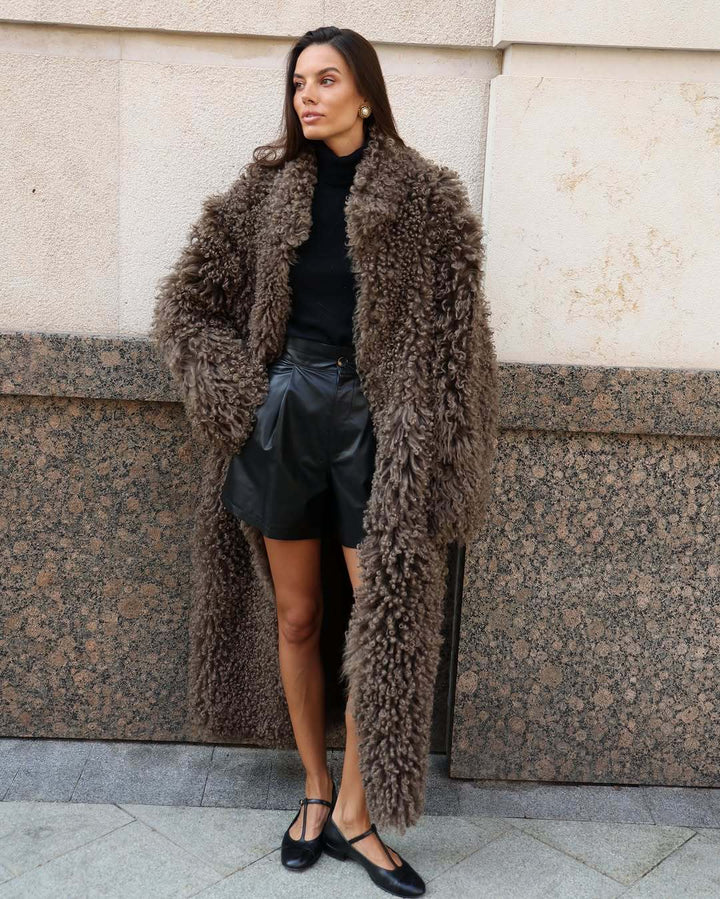 Women's Maxi Long Curly Teddy Coat in Sheepskin Look Mune Fashion