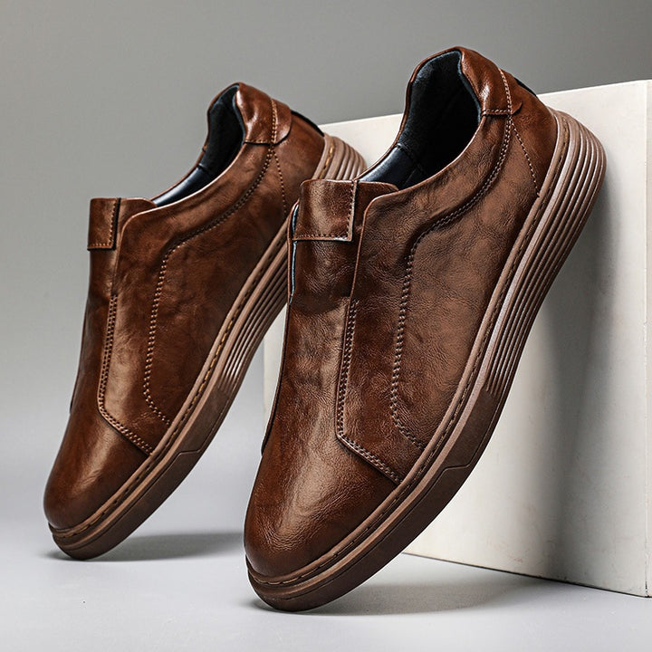 Women Elegant and Comfortable Sneakers