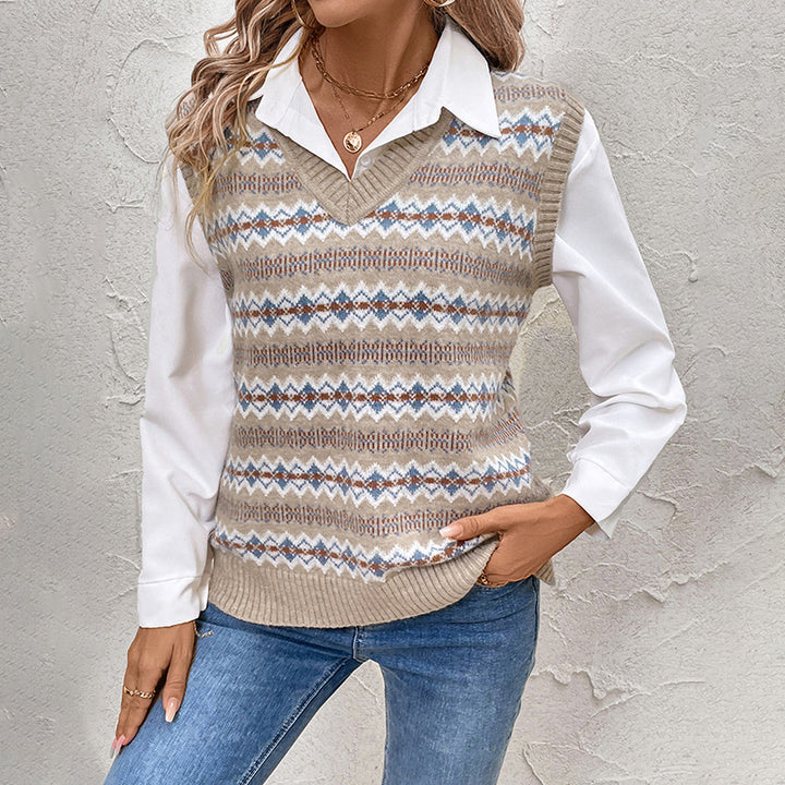 Ladies Fashionable Knit Sweater with V-Neck and Geometric Pattern Mune Fashion