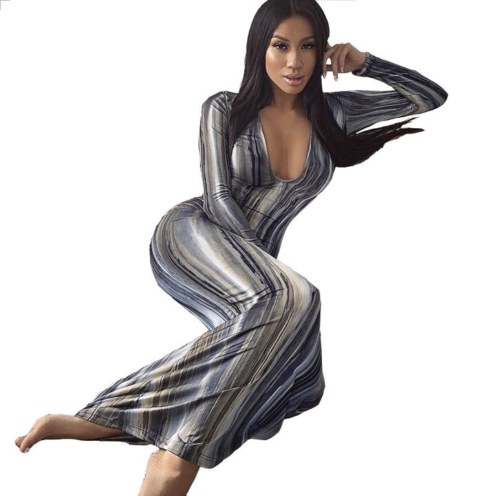 Ladies Fitted Maxi Dress with Long Sleeves and Abstract Stripe Pattern Mune Fashion