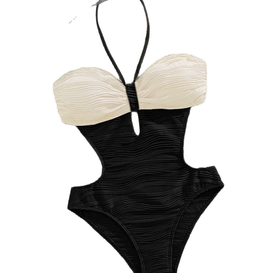 Women's One-Piece Beach Outfit with Trendy Gathering Mune Fashion