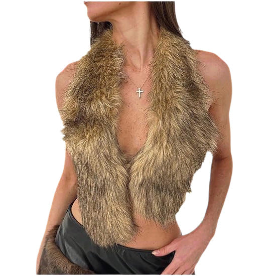 Women's multi-piece luxurious faux fur set with vest, hat, mini skirt, bag and cuffs Mune Fashion