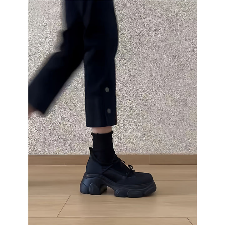 Women Sculptural Platform Sneakers with Elevated Chunky Sole and Decorative Bow Strap Mune Fashion