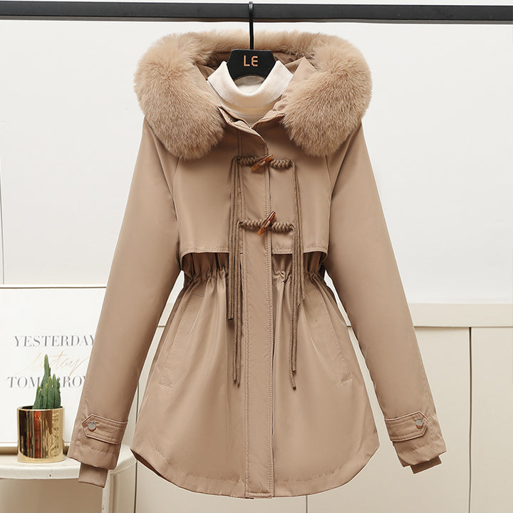 Women's short functional parka with figure-shaping drawstring, removable fur collar and concealed zipper Mune Fashion