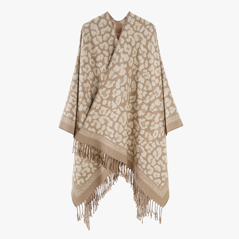 Women's chunky woven overlay in denim look with tonal animal jacquard and fringed hem Mune Fashion