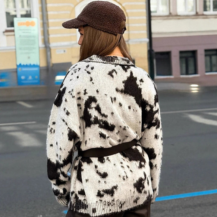 Women’s Oversized Knitted Cardigan with Tie-Dye Pattern, V-Neck and Button Placket Mune Fashion