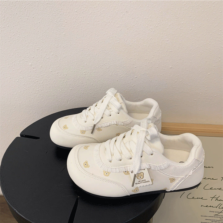 Women's sneakers with cute bear design and comfortable sole Mune Fashion
