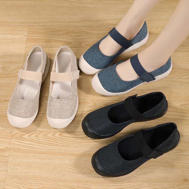 Ladies' comfortable knitted strap ballerina with adjustable hook-and-loop fastener and flexible rubber outsole Mune Fashion