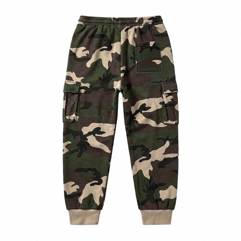 Men's cargo pants in jogger style with elastic waistband, drawstring, and multiple pockets Mune Fashion