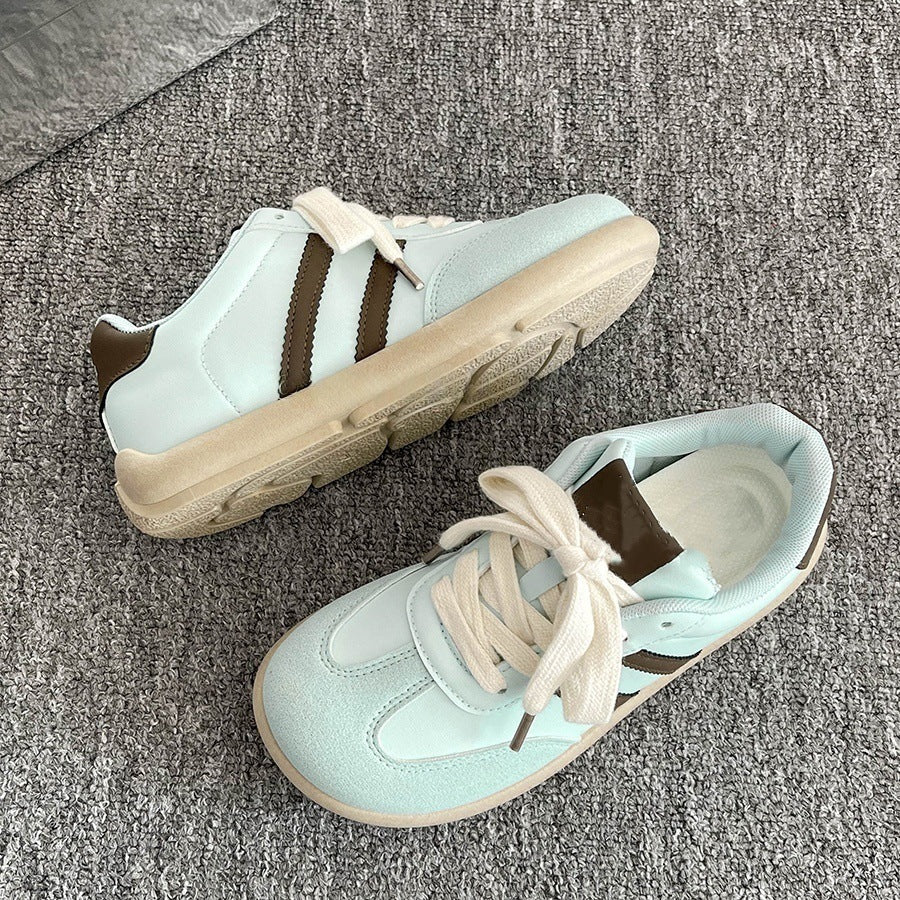 Women's fashionable sneakers with sporty design and comfortable cushioning Mune Fashion