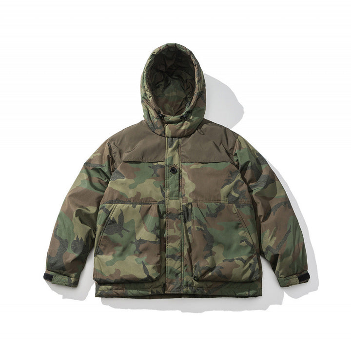 Unisex Boxy-Short-Puffer Jacket in Camouflage-Utility Style with Hood and Concealed Front Placket Mune Fashion