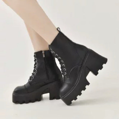 Ladies high-cut platform biker ankle boots in patent look with lacing, side zipper, and decorative buckle and stud application Mune Fashion