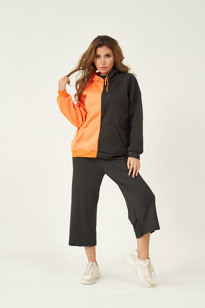 Women's hoodie with contrasting block design, oversized cut and kangaroo pocket Mune Fashion