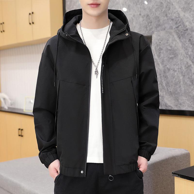Men's lightweight wind and water-repellent hooded utility jacket with concealed zipper Mune Fashion