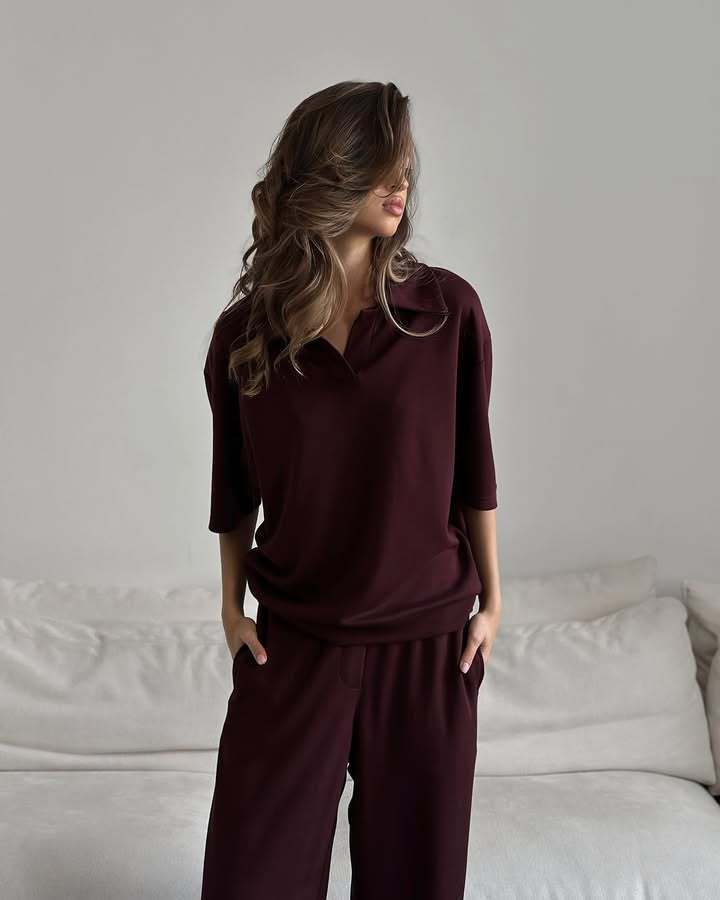 Women's loungewear set with open polo collar and loose comfort pants Mune Fashion