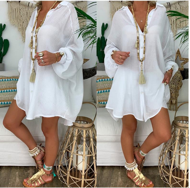 Women’s lightweight linen tunic with knot front and lace shorts Mune Fashion