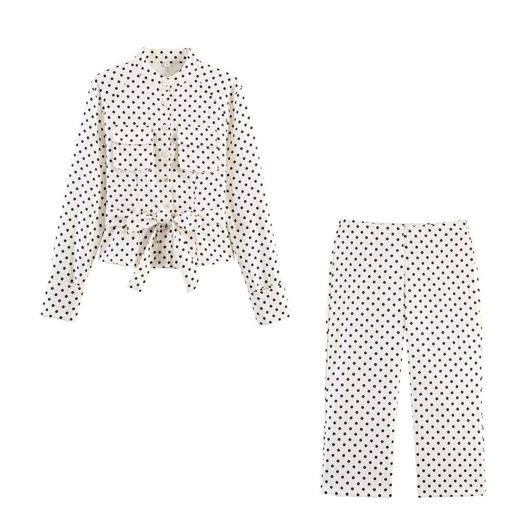 Women’s blouse jacket with tie belt, breast pockets and polka dot pattern Mune Fashion