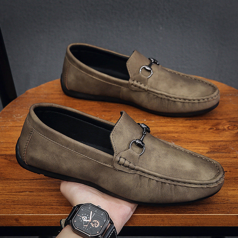 Men's Elegant Moccasins with Fashionable Metal Closure