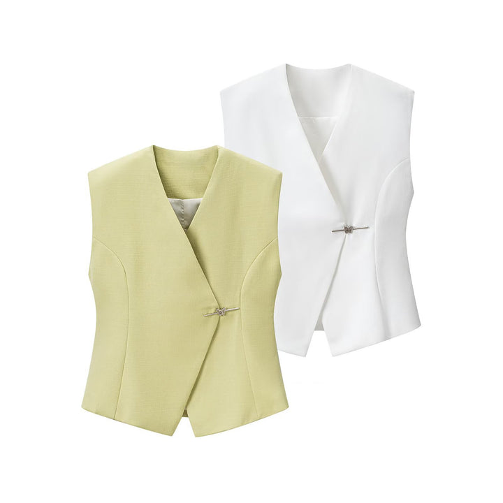 Women Tailored Sleeveless Blazer Vest with V-Neck and Decorative Hooks Mune Fashion