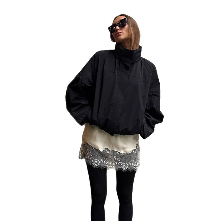 Women's Cropped Wind Jacket with high-closing stand-up collar and boxy silhouette Mune Fashion
