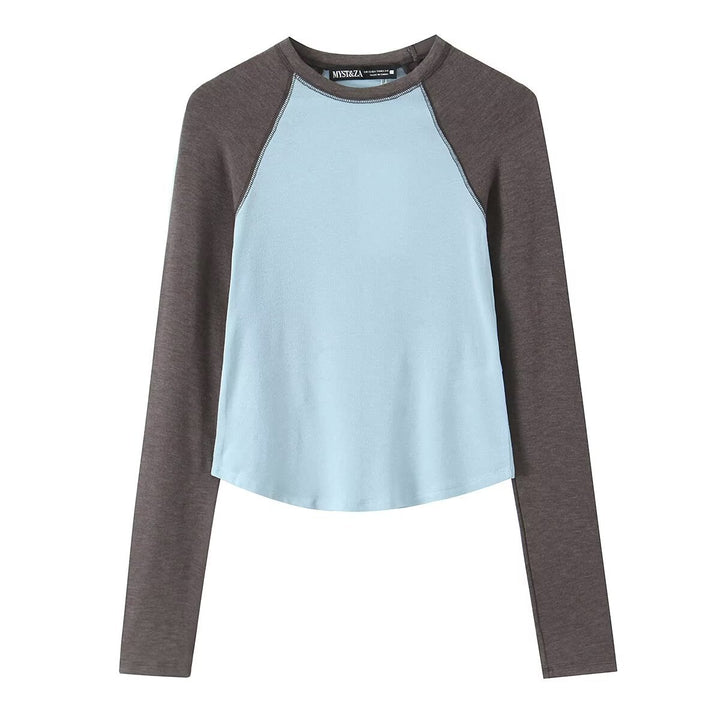 Ladies long sleeve raglan shirt made of soft jersey with a slightly fitted cut Mune Fashion