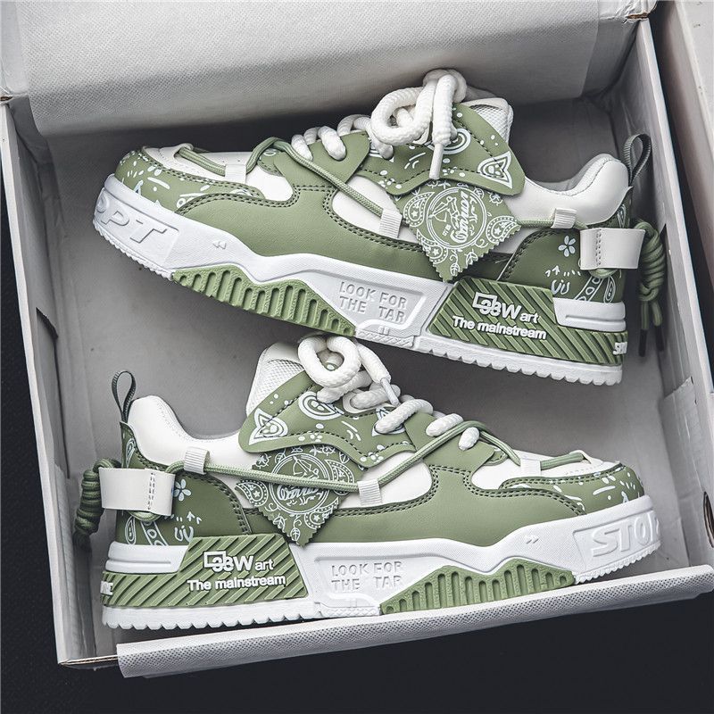 Women's fashionable sneakers with unique design and innovative design elements Mune Fashion