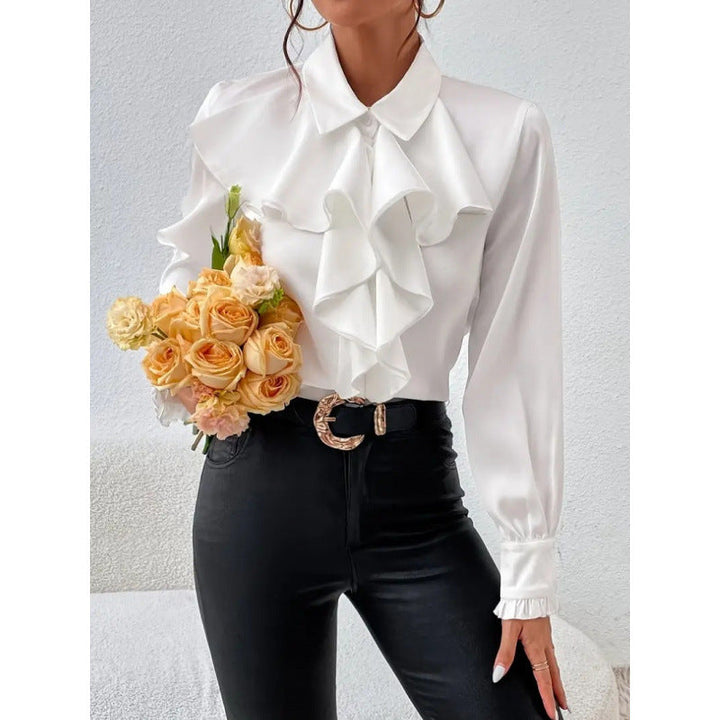 Women's Blouse with Refined Ruffle Details and Elegant Sleeves Mune