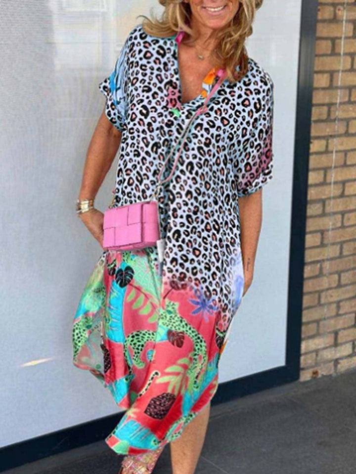 Women's loosely fitted V-neck midi dress with leopard and tropical print Mune Fashion