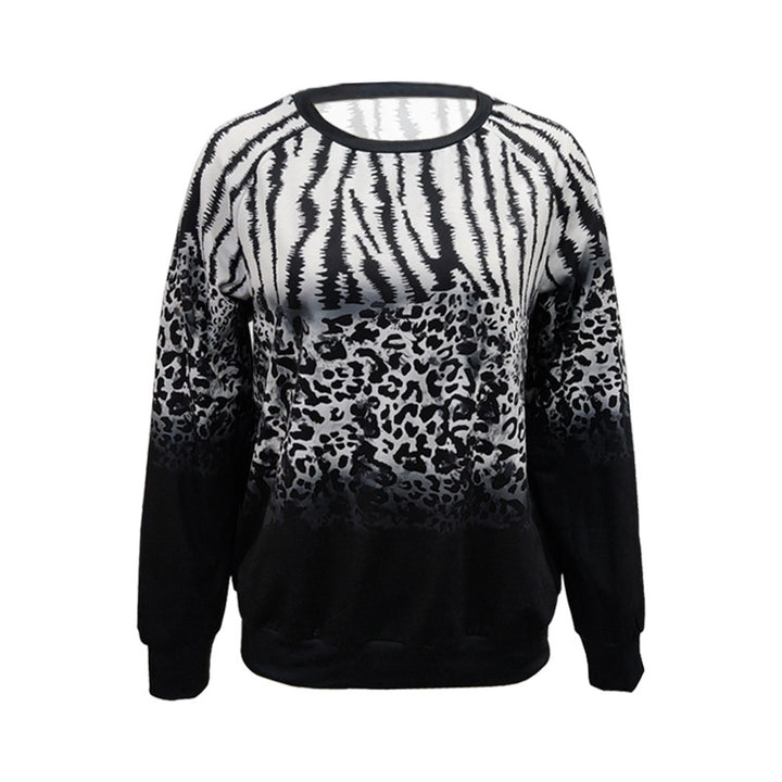 Women Animal Print Oversize Knit Sweater with Round Neckline and Gradient Mune Fashion