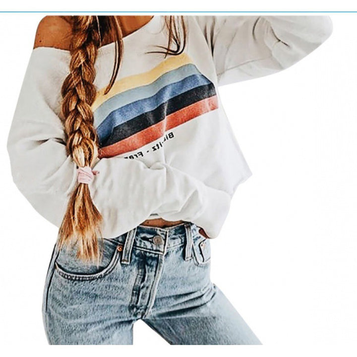 Women's Off-Shoulder Sweatshirt with Retro Band Print and Loose Cropped Fit Mune Fashion