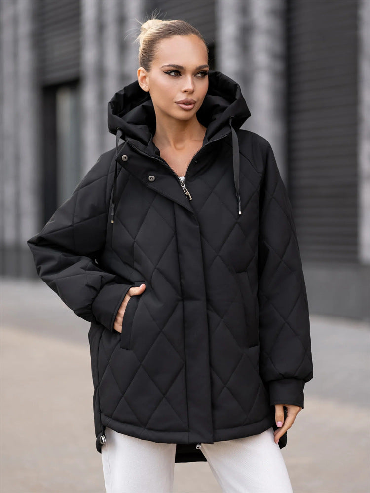 Women's quilted parka in diamond quilting pattern with hood and extended back Mune Fashion