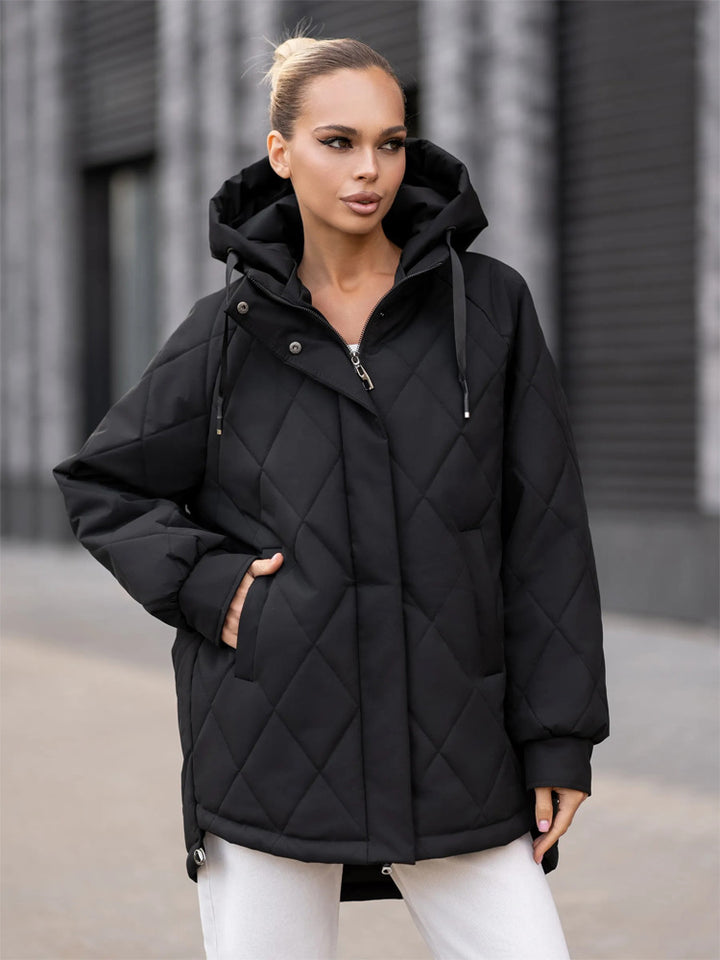Women's quilted parka in diamond quilting pattern with hood and extended back Mune Fashion