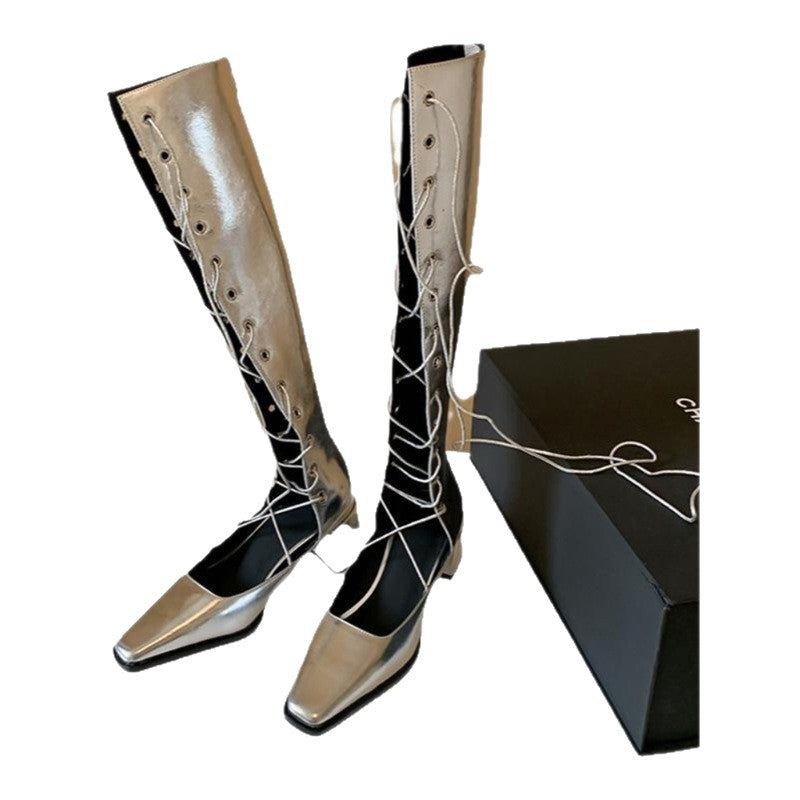 Ladies knee-high lace-up boots with minimalist silhouette, concealed zipper and ergonomic block heel Mune Fashion