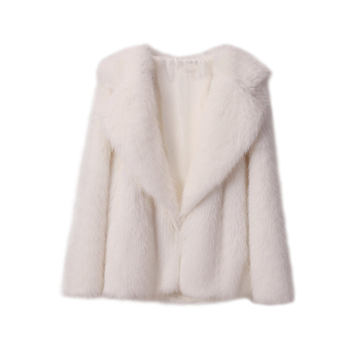 Ladies Luxurious Short Coat made of Long-Pile Faux Fur with Wide Shawl Collar Mune Fashion
