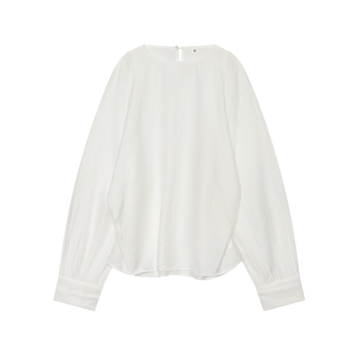 Women's oversized blouse with balloon sleeves, round neckline and soft viscose quality Mune Fashion