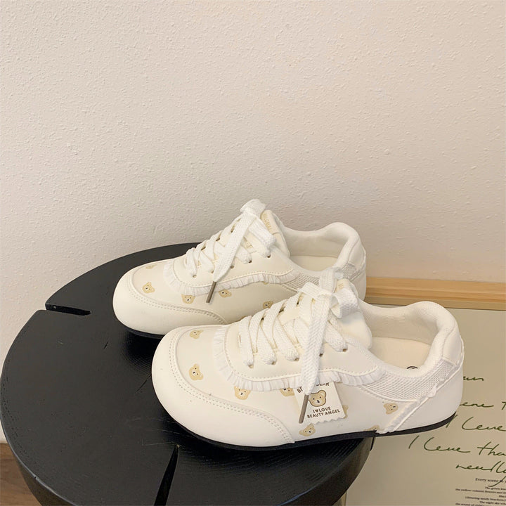 Women's sneakers with cute bear design and comfortable sole Mune Fashion