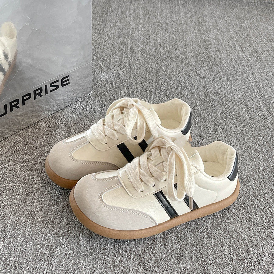 Women's fashionable sneakers with sporty design and comfortable cushioning Mune Fashion