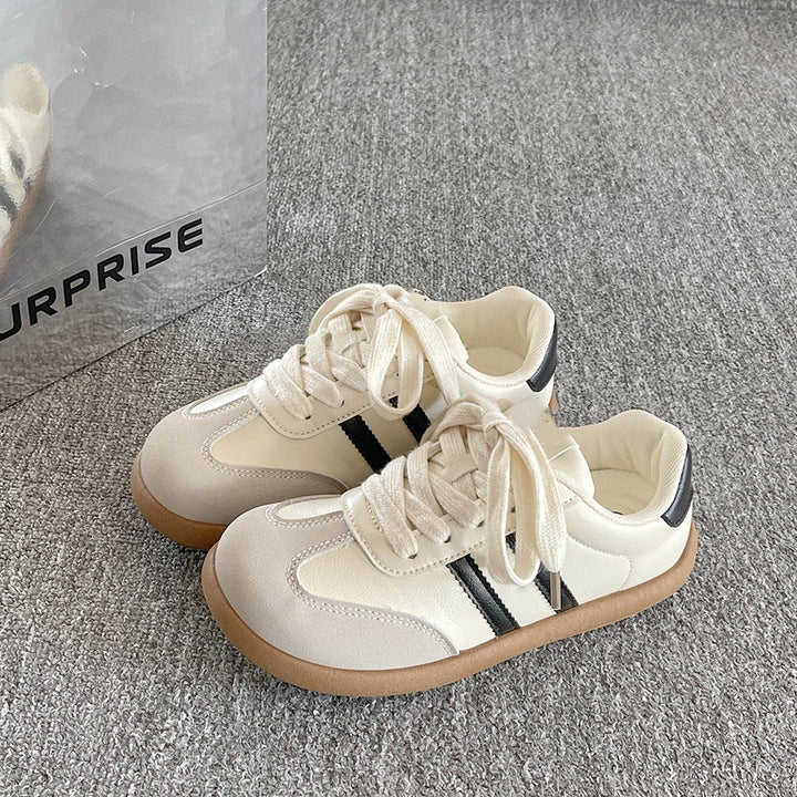 Women's fashionable sneakers with sporty design and comfortable cushioning Mune Fashion