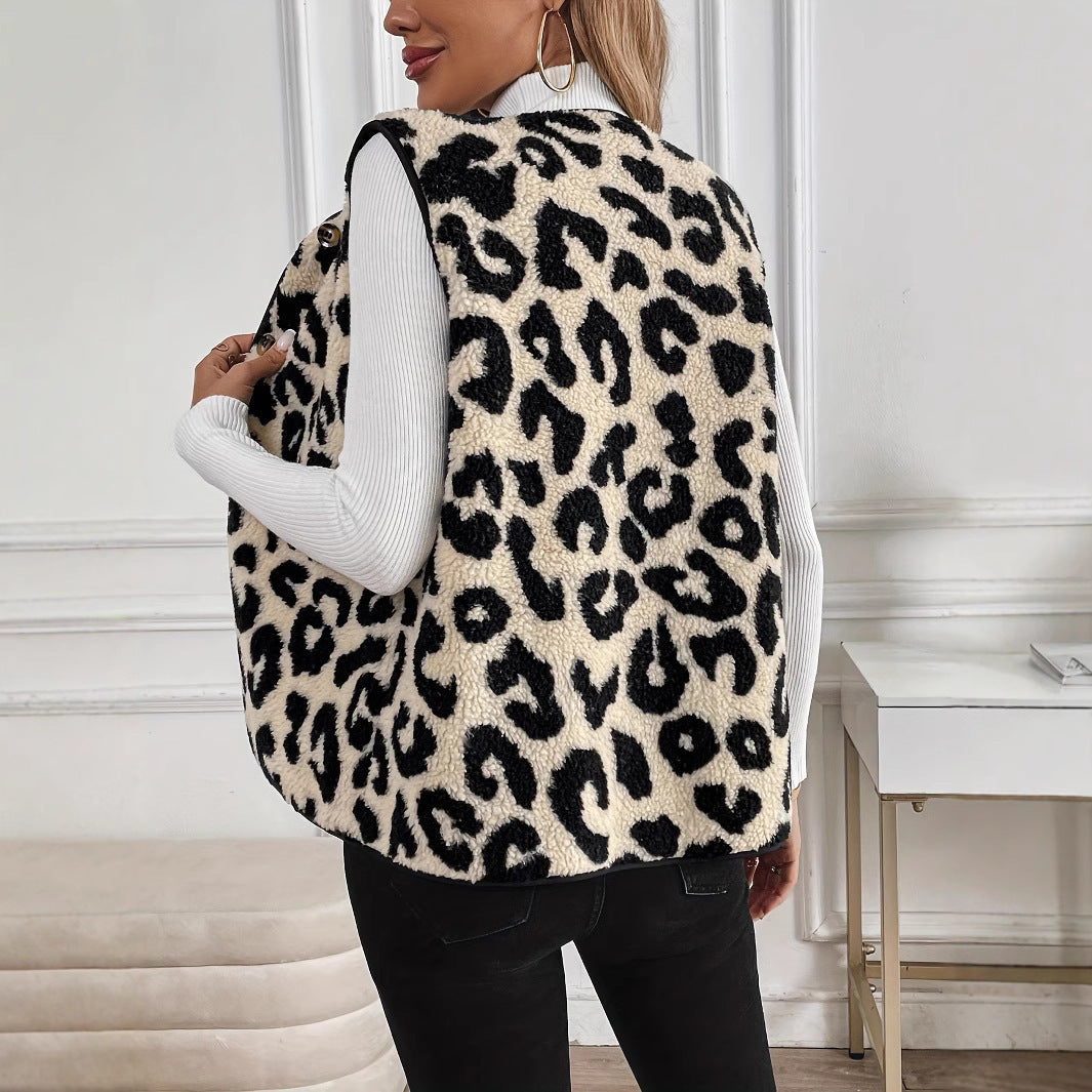Ladies non-padded teddy vest with leopard print, button placket and quilted inserts Mune Fashion