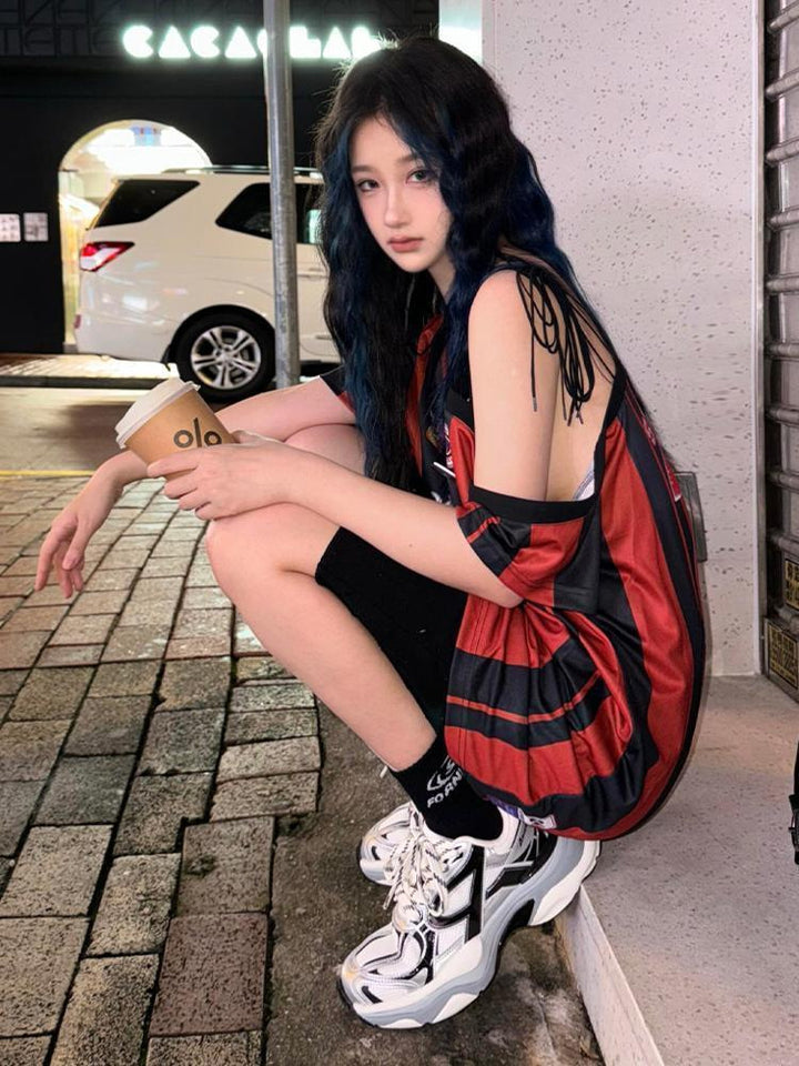 Women's oversized sports shirt with lacing detail and breathable mesh Mune Fashion