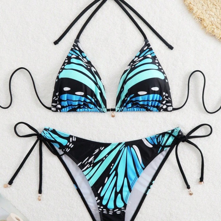 Women's triangle bikini with stylish lacing detail and trendy pattern Mune Fashion